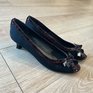 Stuart Weitzman Black Brown Tortoise Shell Bow Peep Toe Kitten Heel Pump Size 10